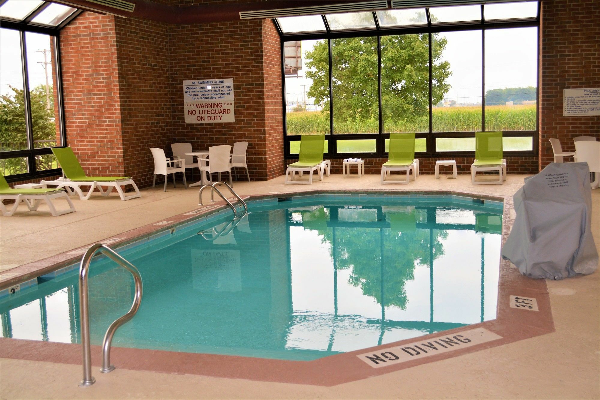 Comfort & Airport Evansville