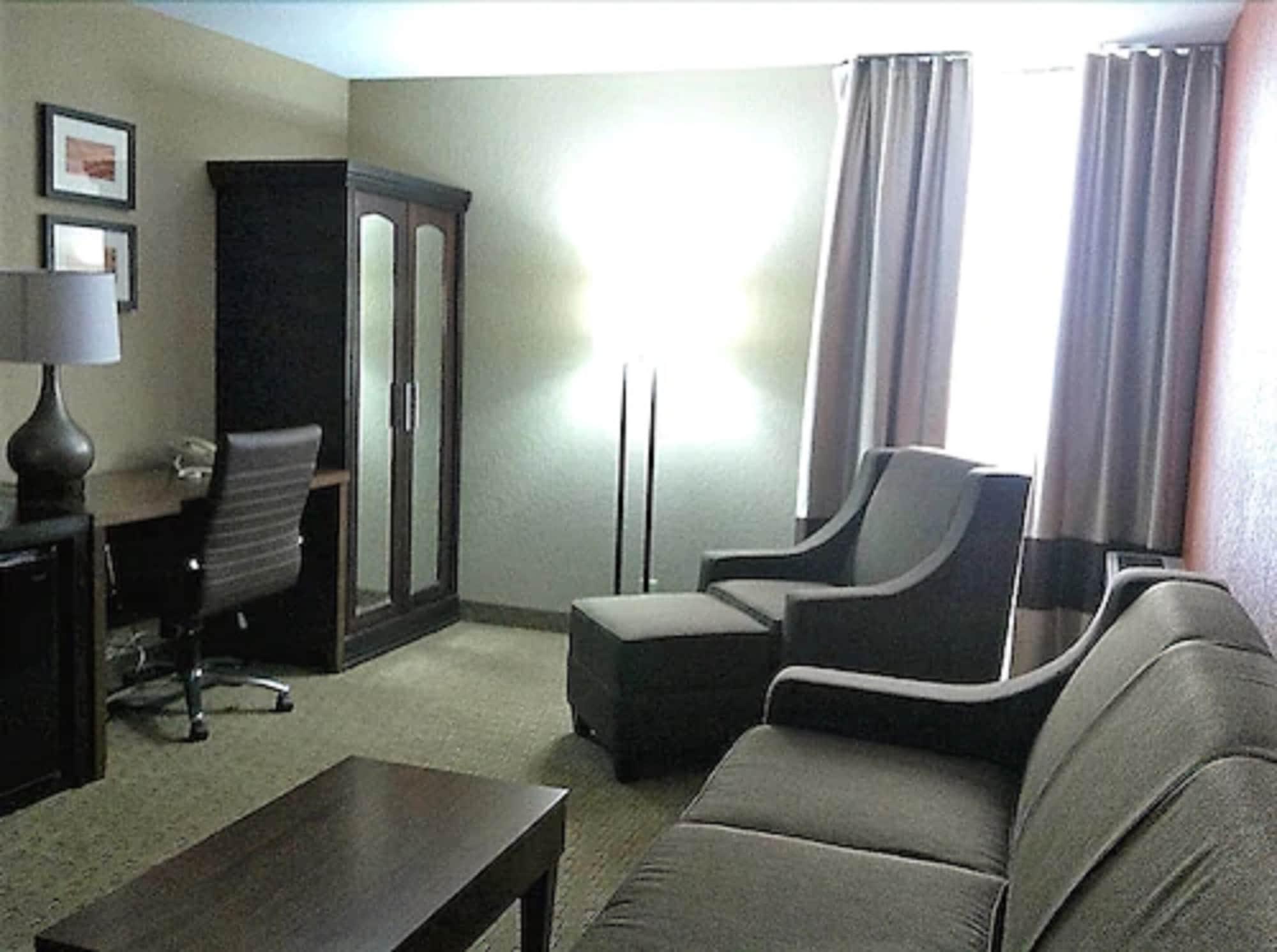 Comfort & Airport Evansville