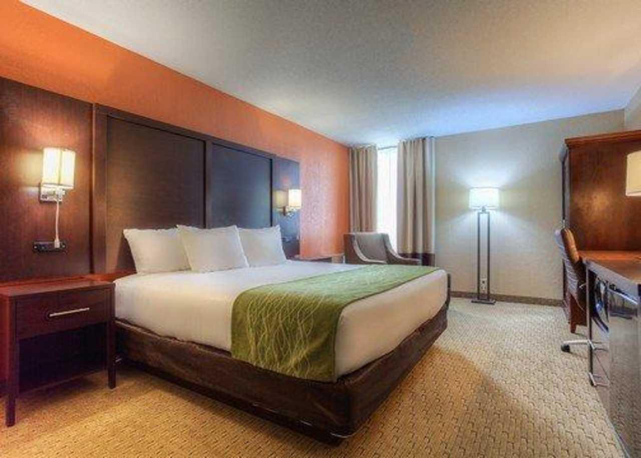 Comfort & Airport 3* Evansville