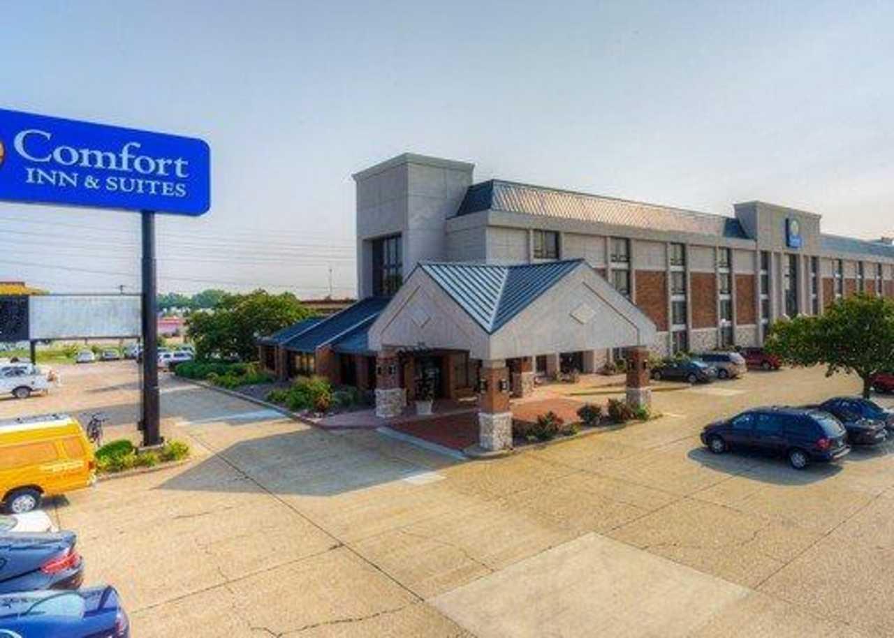 Comfort & Airport Hotel Evansville
