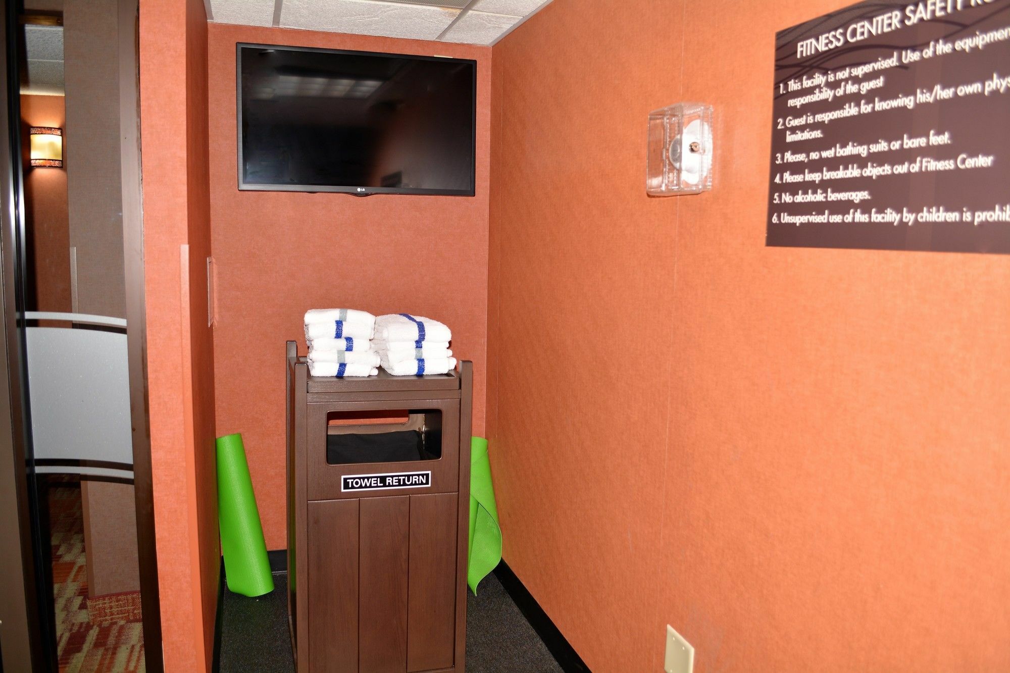Comfort & Airport Hotel Evansville